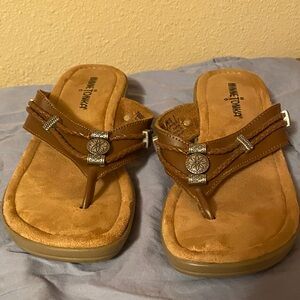 Minnetonka Brown Sandals with Silver Accents